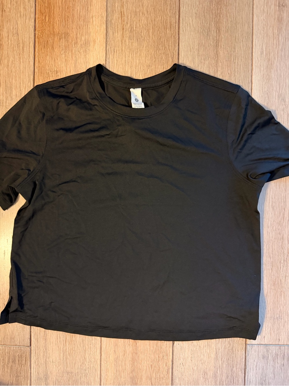 lululemon athletica Black crop top